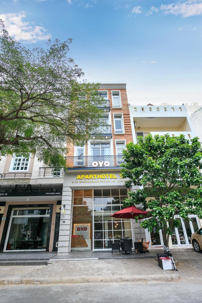 Oyo 138 Aparthotel 18 Thành Pho Ho Chí Minh Esterno foto